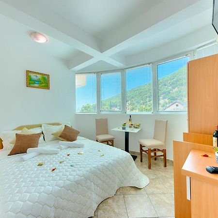 Hotel Dana Čanj 외부 사진