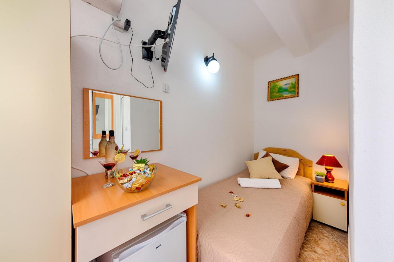 Hotel Dana Čanj 외부 사진