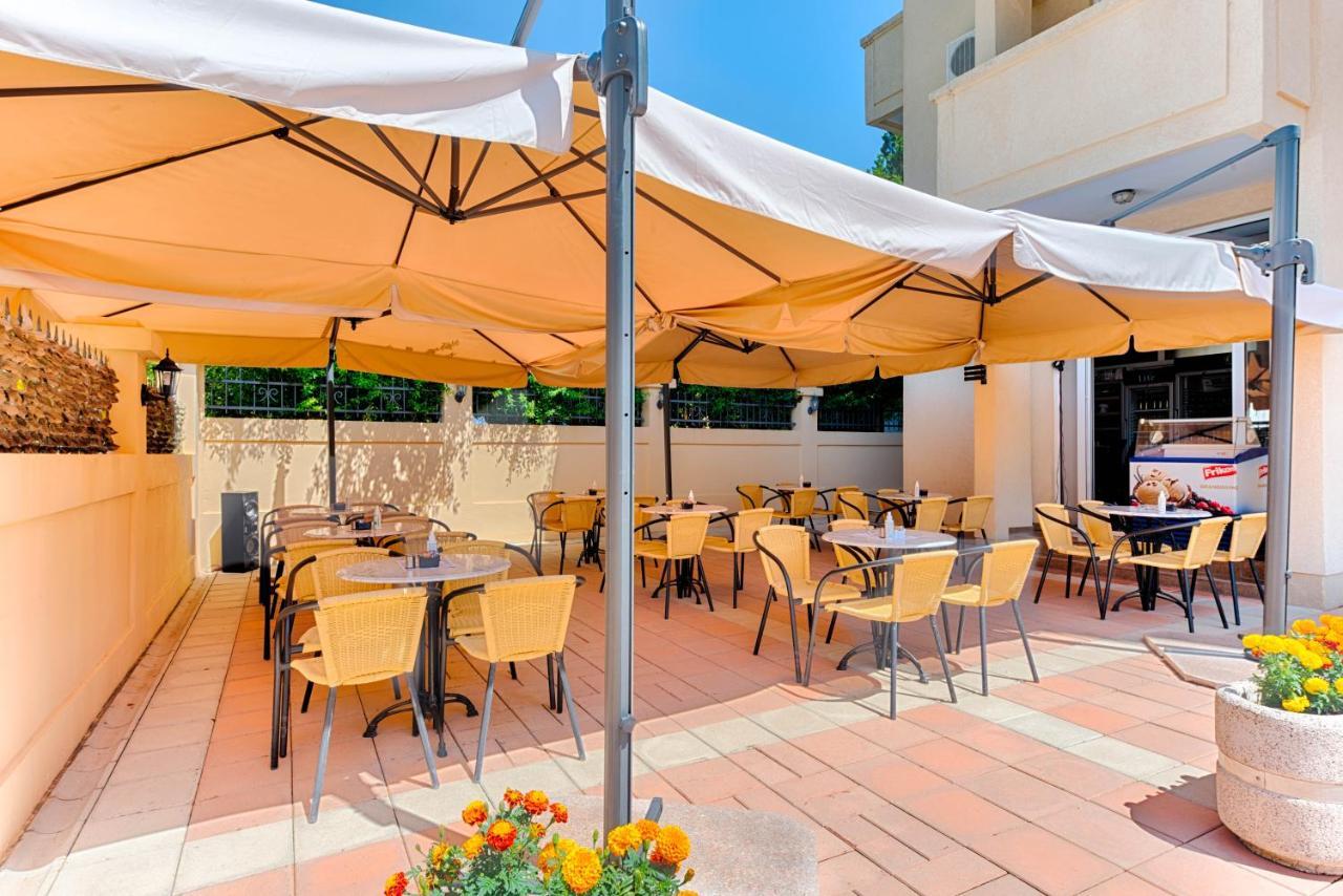 Hotel Dana Čanj 외부 사진