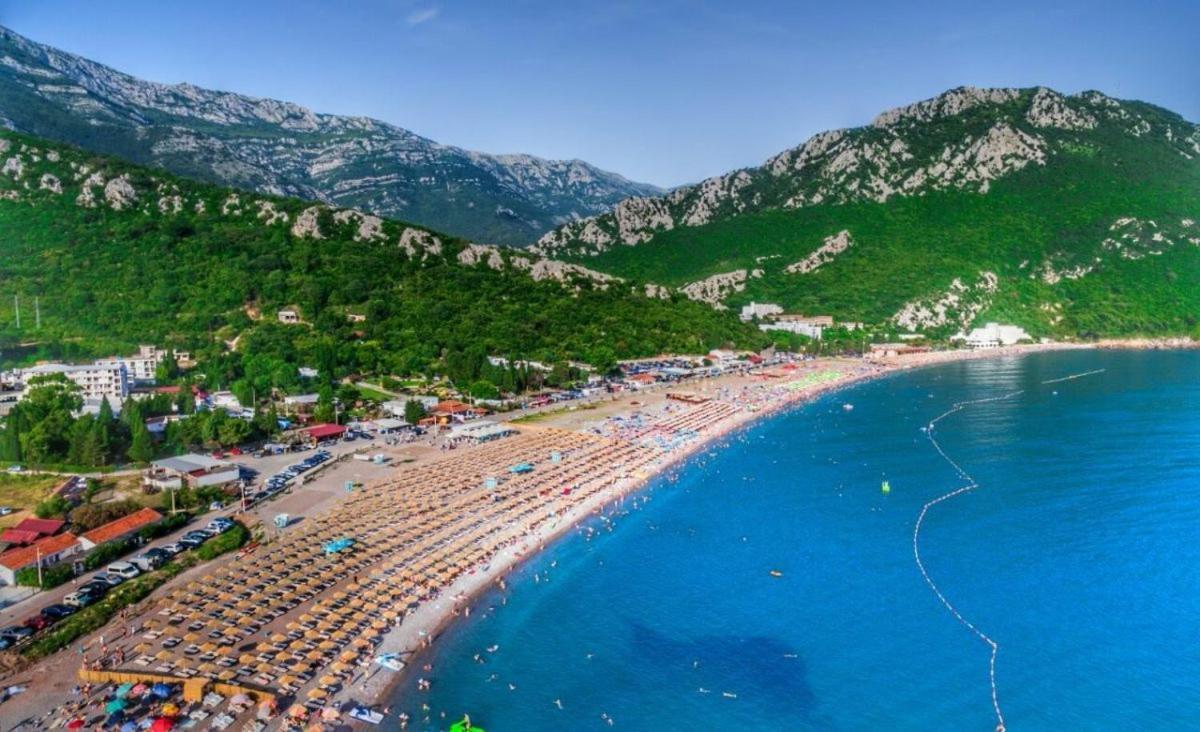 Hotel Dana Čanj 외부 사진