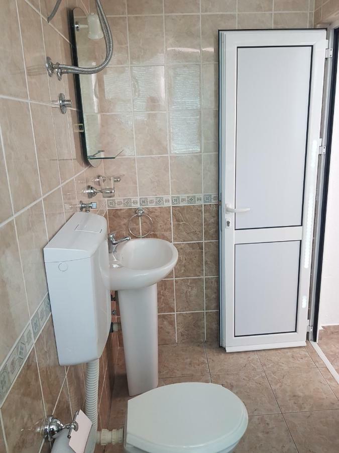 Hotel Dana Čanj 외부 사진